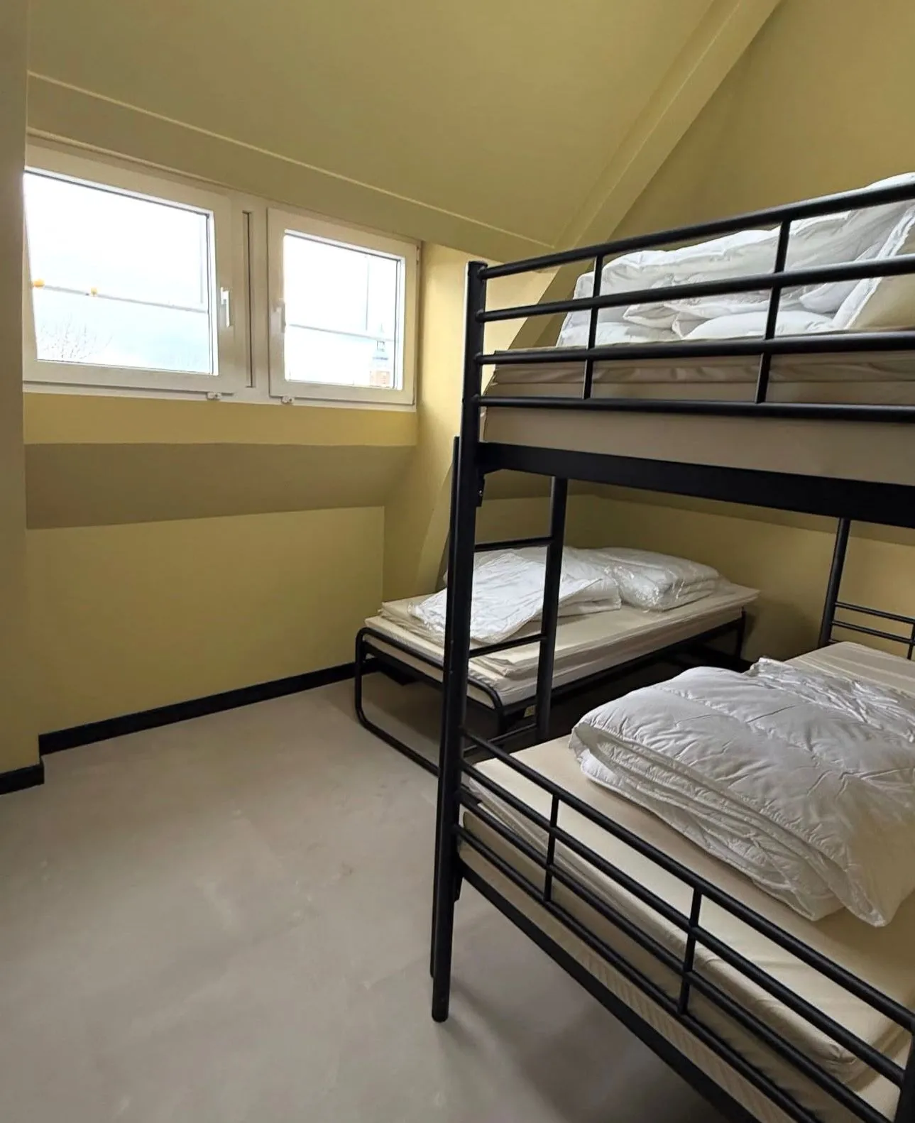 Blink 010 bedrijfsauto klaar voor een schoonmaakopdracht